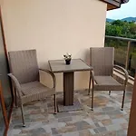 Guest house Mihnevi Chernomorets