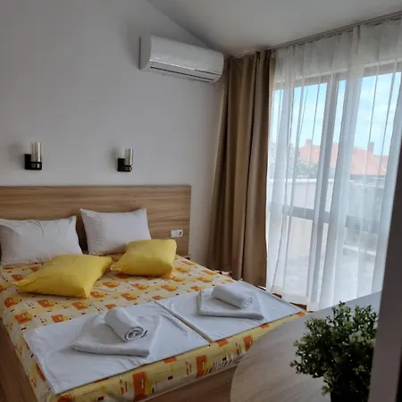 Mihnevi 3* 切尔诺莫雷茨