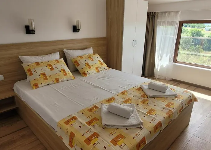 Mihnevi Τσερνομόρετς