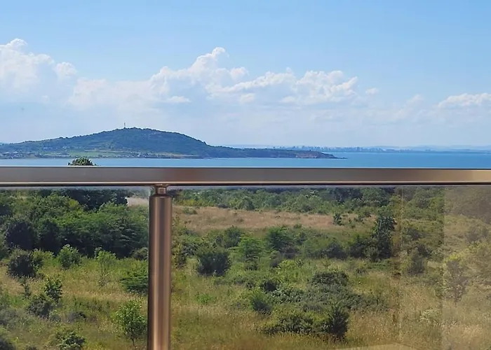 Πανσιόν Mihnevi