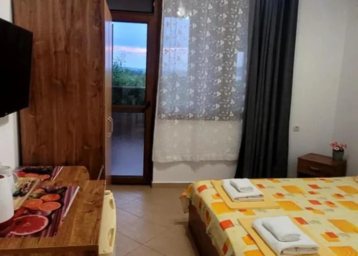 Mihnevi Konukevi 3*